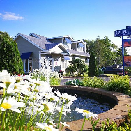 Motel Des Cedres Шербрук Екстериор снимка